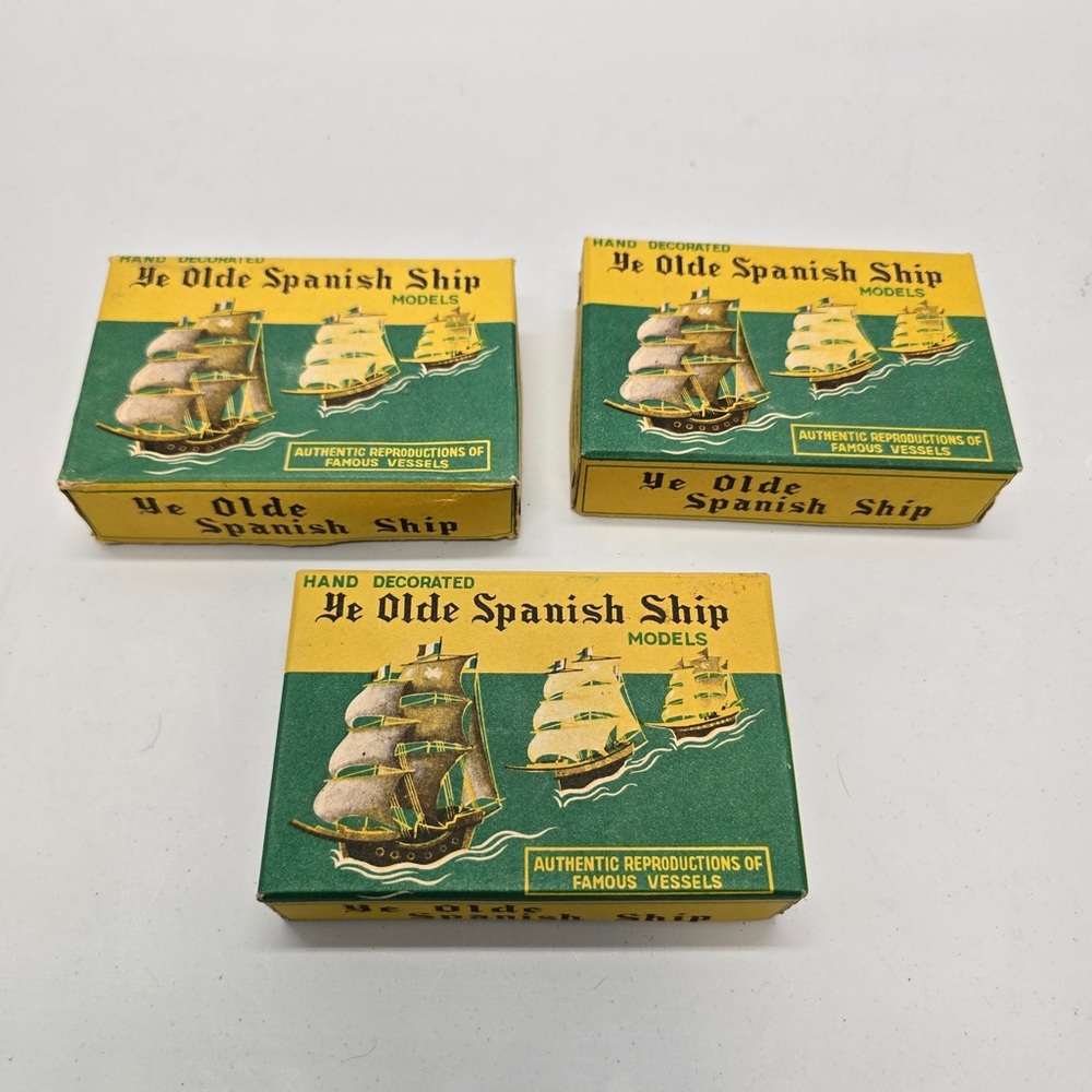 Ye Olde Spanish Ship Models Hand Decorated‎ Set of 3 Vintage